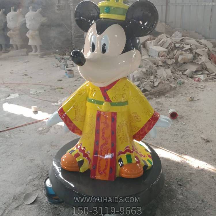  游乐园室外摆放玻璃钢米老鼠卡通造型博鱼网页版