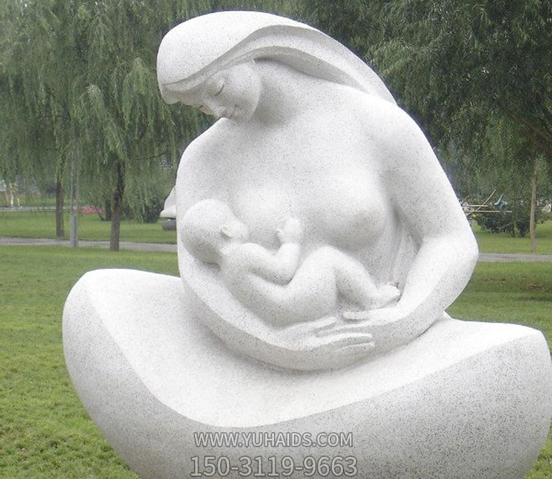 公园母亲喂奶石雕亲情博鱼网页版