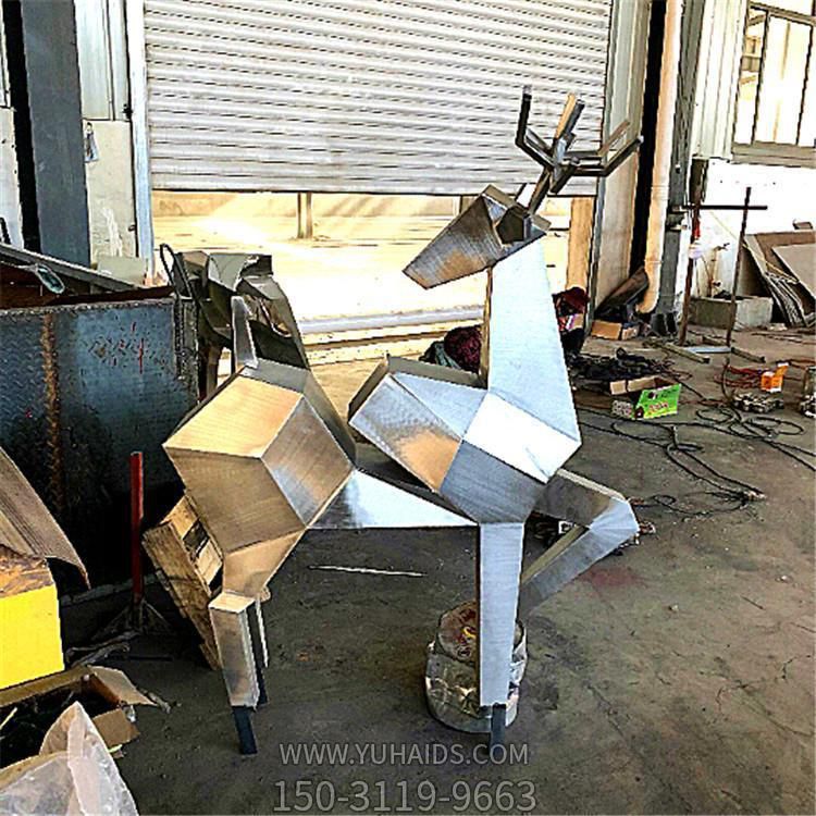 不锈钢几何块面抽象梅花鹿 博鱼网页版