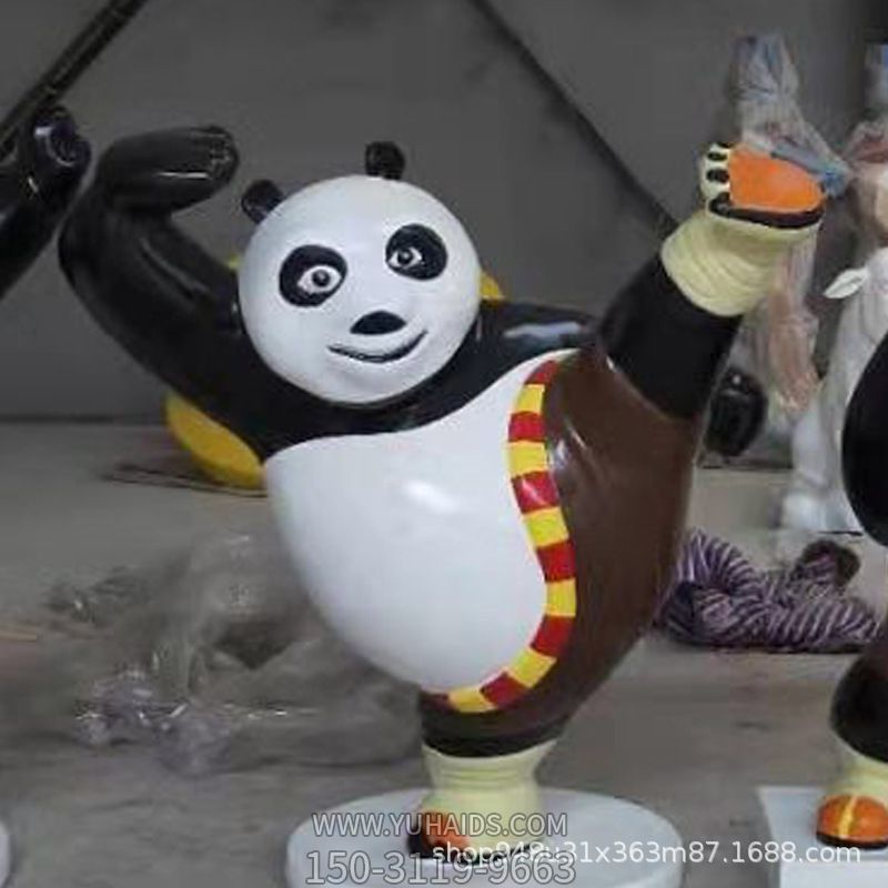 商场景区仿真适用于草坪熊猫玻璃钢博鱼网页版