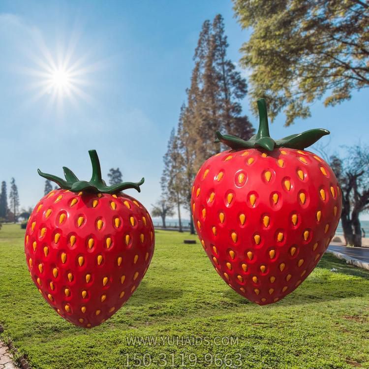 公园草地玻璃钢仿真水果草莓博鱼网页版