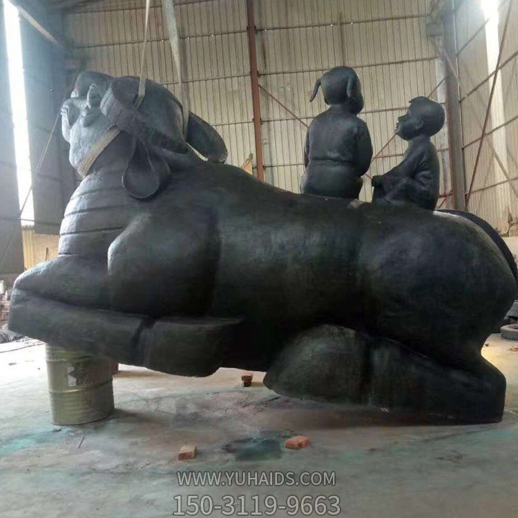 大型铸铜牧童坐水牛背园林小品摆件博鱼网页版