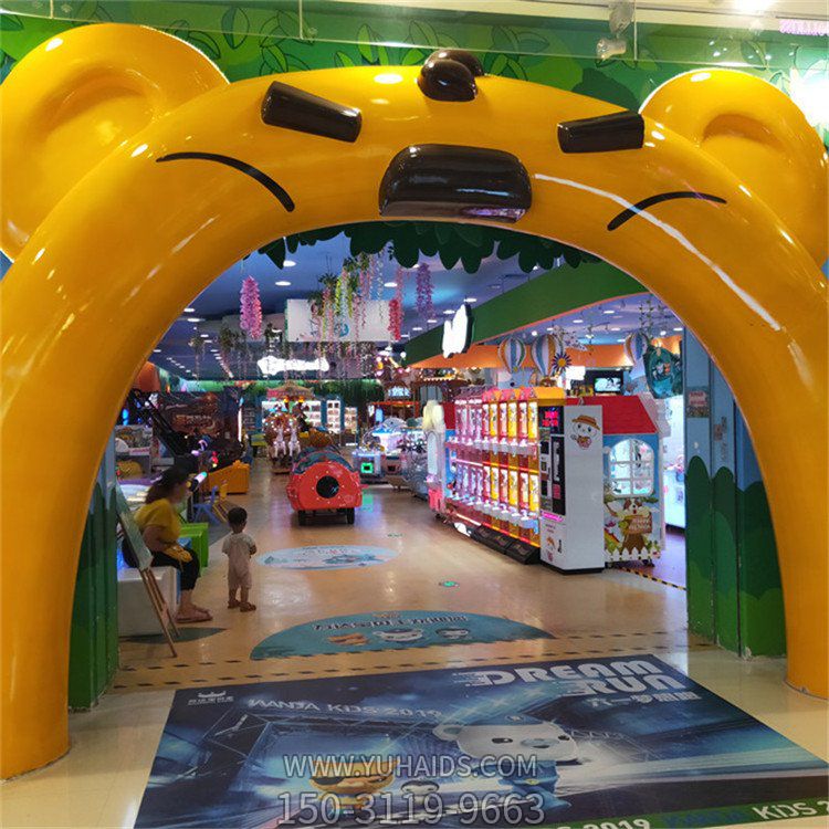 室内游乐园玻璃钢卡通动物门头博鱼网页版