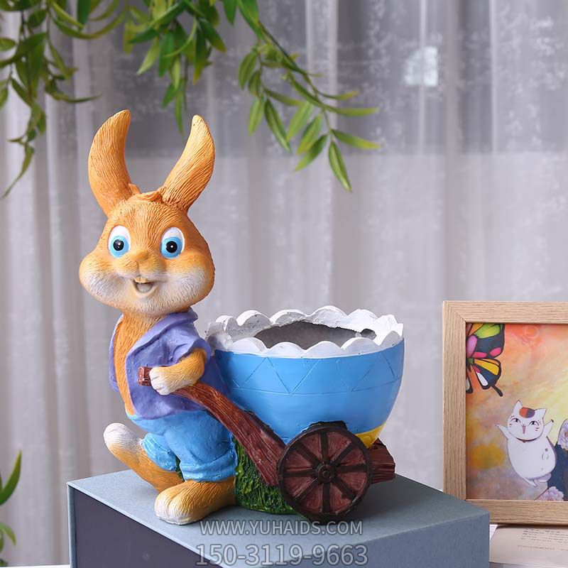 室内摆件一只拉车的玻璃钢兔子博鱼网页版