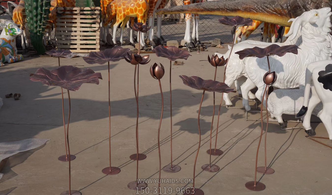 广场创意抽象铜铸荷花博鱼网页版