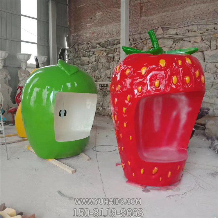 游乐园摆放玻璃钢彩绘草莓苹果水果桌椅博鱼网页版