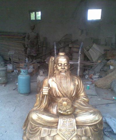 寺庙铜雕供奉太上老君博鱼网页版