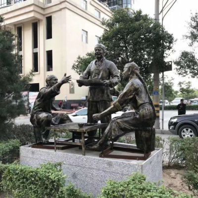 街道景区玻璃钢仿铜喝酒划拳的人物博鱼网页版