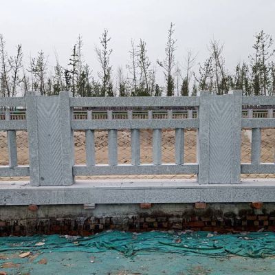 城市河道边装饰大理石雕刻防护栏杆；栏板