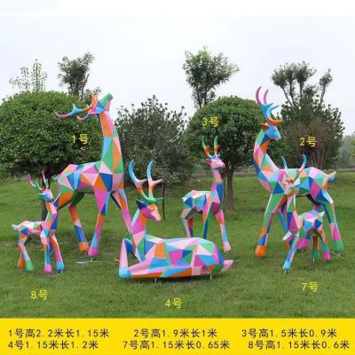 抽象几何体鹿 玻璃钢几何面动物 现代简约风格博鱼网页版