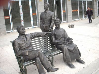 玻璃钢仿铜户外广场情景小品人物博鱼网页版