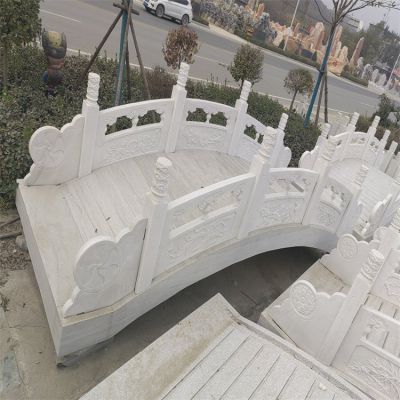 景区园林户外造景摆放汉白玉雕刻小石拱桥博鱼网页版