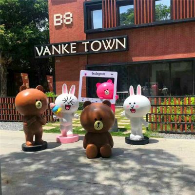 商场景区户外草坪摆放玻璃钢卡通动物工艺品博鱼网页版