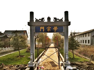 景区广场摆放简易大理石单门牌坊
