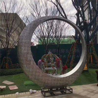 不锈钢抽象圆环别墅房产户外景观博鱼网页版