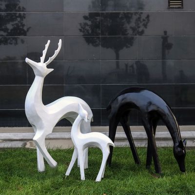 玻璃钢几何抽象一家三口鹿博鱼网页版