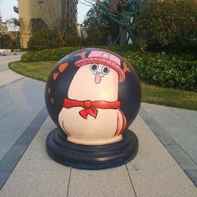 公园黄岗岩雕刻喷漆彩绘卡通人物挡车石球