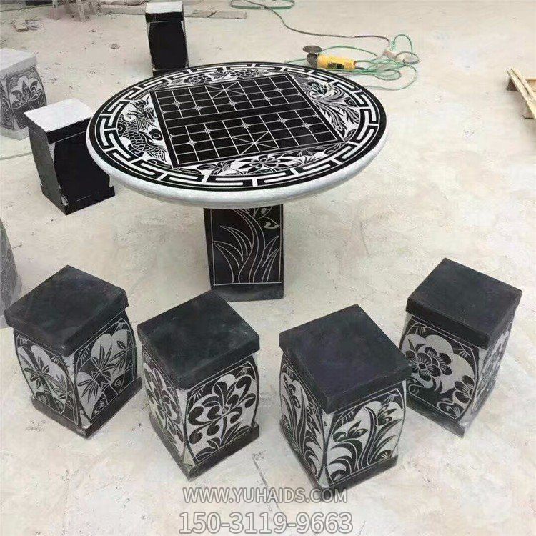 园林庭院青石石雕棋盘格创意石桌石凳博鱼网页版
