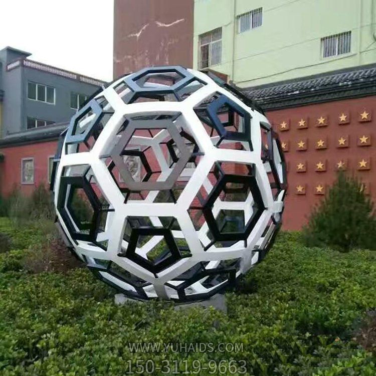 不锈钢几何镂空球企业草丛装饰景观摆件博鱼网页版
