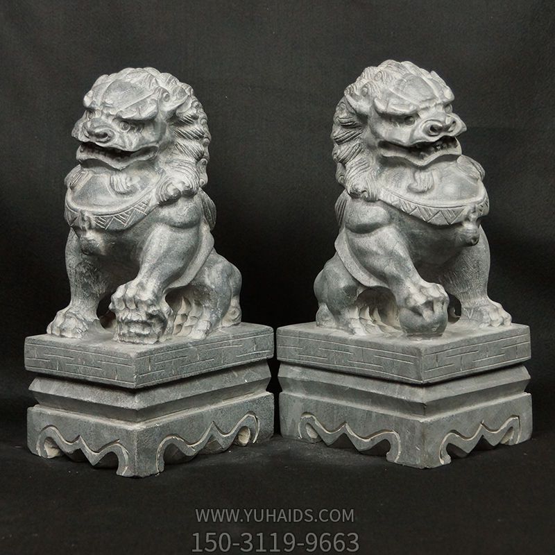 一对大门口砂石石雕的狮子博鱼网页版