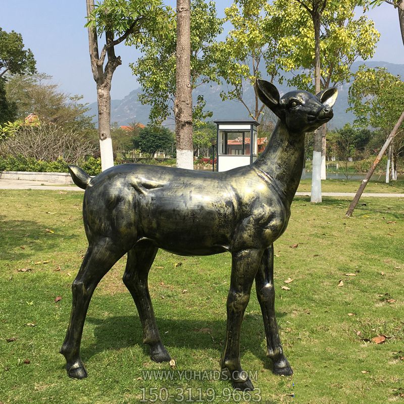 公园玻璃钢仿铜户外园林景观鹿博鱼网页版