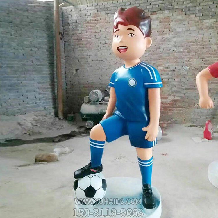 体育场玻璃钢喷漆卡通足球人物博鱼网页版