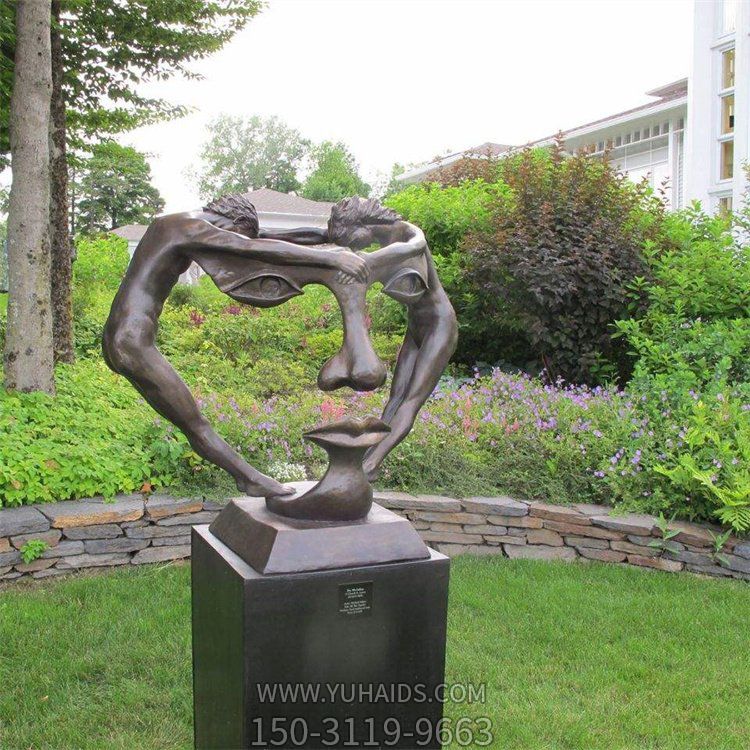 创意人头博鱼网页版，由一男一女组成的新人像铜雕