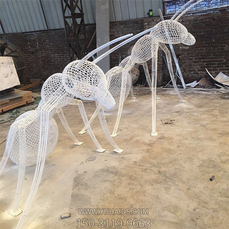 不锈钢网格创意蚂蚁小品博鱼网页版公园小区园林装饰摆件