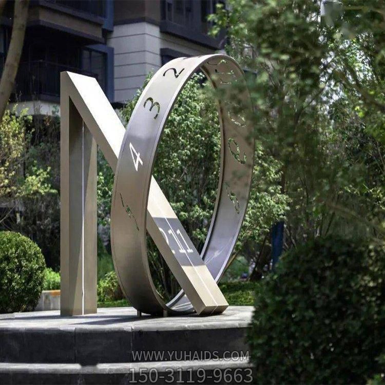 校园广场不锈钢景观园林博鱼网页版摆件