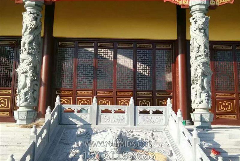 寺院摆放石雕龙柱华表博鱼网页版