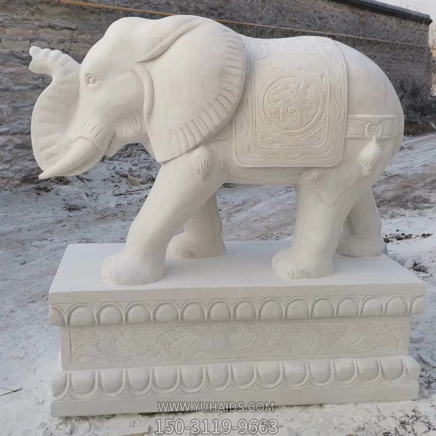 法院门口汉白玉石雕翘起鼻子的大象博鱼网页版