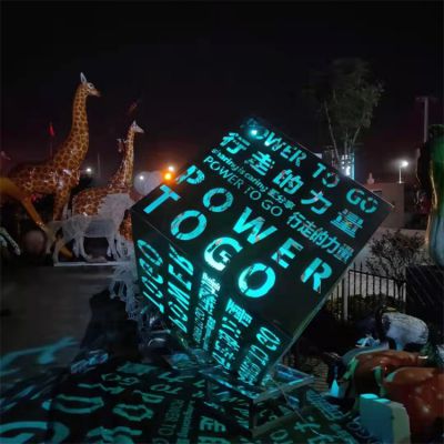 公园广场摆放不锈钢刻字镂空魔方发光正方体景观博鱼网页版
