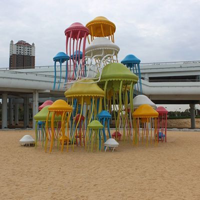 儿童游乐园沙滩摆放玻璃钢喷漆抽象水母组合博鱼网页版