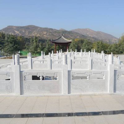 旅游景点街边摆放汉白玉仿古栏杆栏板