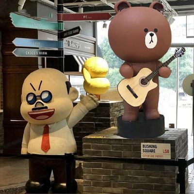 商店酒吧弹吉他卡通玻璃钢熊博鱼网页版