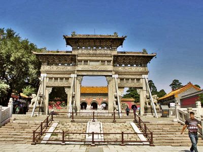 清昭陵寺仿古建筑三门斗拱石雕牌楼