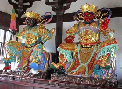寺庙大型玻璃钢彩绘鎏金天王博鱼网页版