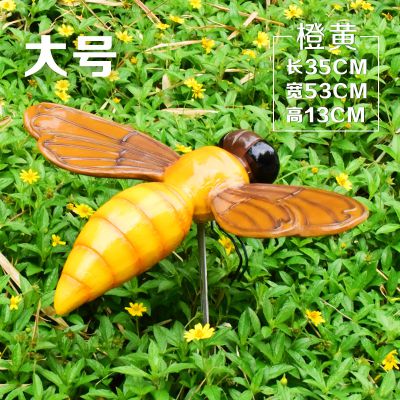 酒店公园草丛摆放卡通玻璃蜜蜂博鱼网页版