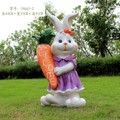 庭院一只欢迎光临玻璃钢兔子博鱼网页版
