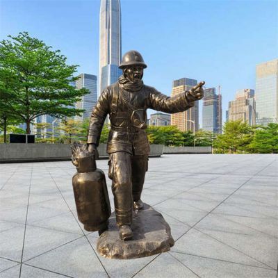 户外园林铜雕消防员人物景观摆件