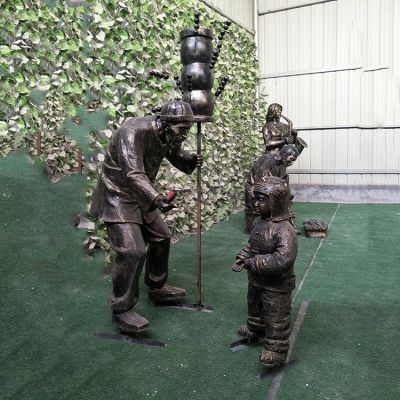 商业街摆放玻璃钢铸铜民俗小品卖糖葫芦小贩博鱼网页版