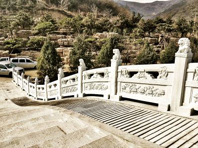 山景区汉白玉扶手栏杆石雕