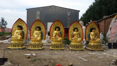 大型人物景观寺庙玻璃钢喷金鎏金五方佛博鱼网页版