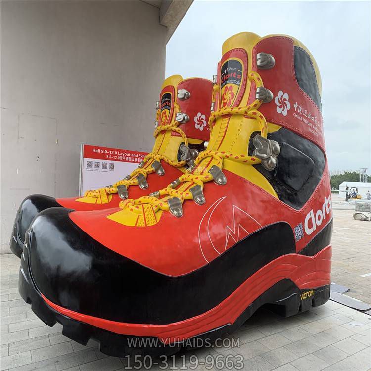 玻璃钢彩绘户外广场大型鞋子博鱼网页版