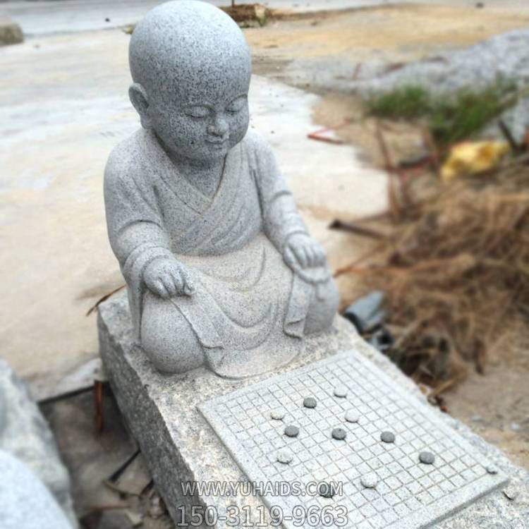 庭院公园大理石石雕园林下棋的小沙弥博鱼网页版