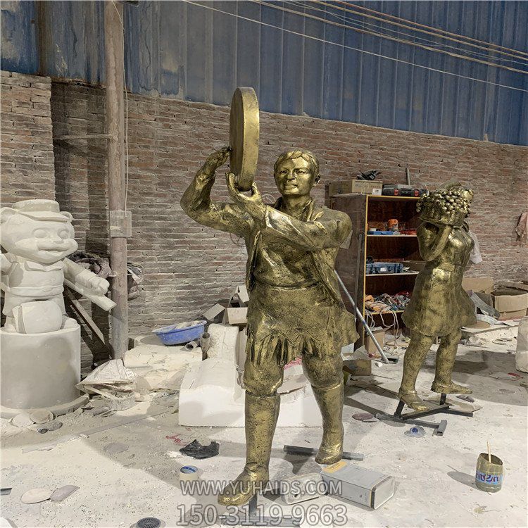 玻璃钢仿铜景区人物景观博鱼网页版