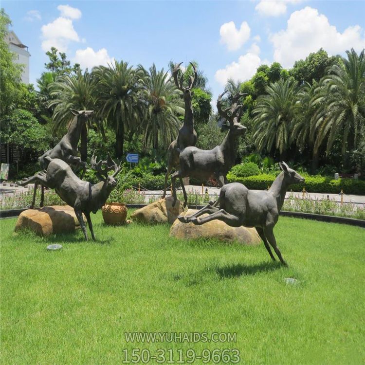 园林玻璃钢仿铜奔跑跳跃的鹿博鱼网页版