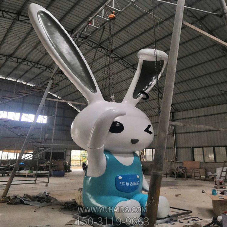 商场园林玻璃钢卡通兔子景观博鱼网页版