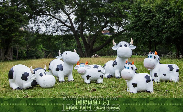 园林一群树脂卡通牛博鱼网页版