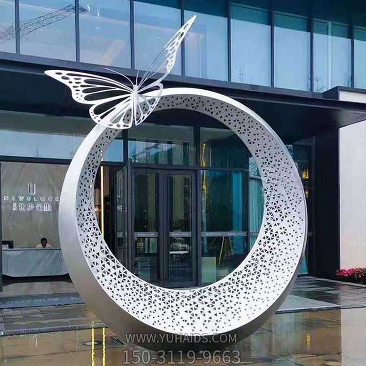 酒店户外水池摆放不锈钢镂空圆环蝴蝶景观博鱼网页版